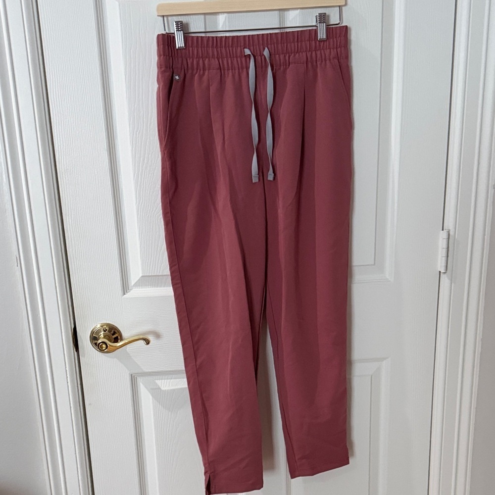 Figs women’s high waisted mauve LILLE tapered pant medium limited edition - Picture 1 of 5